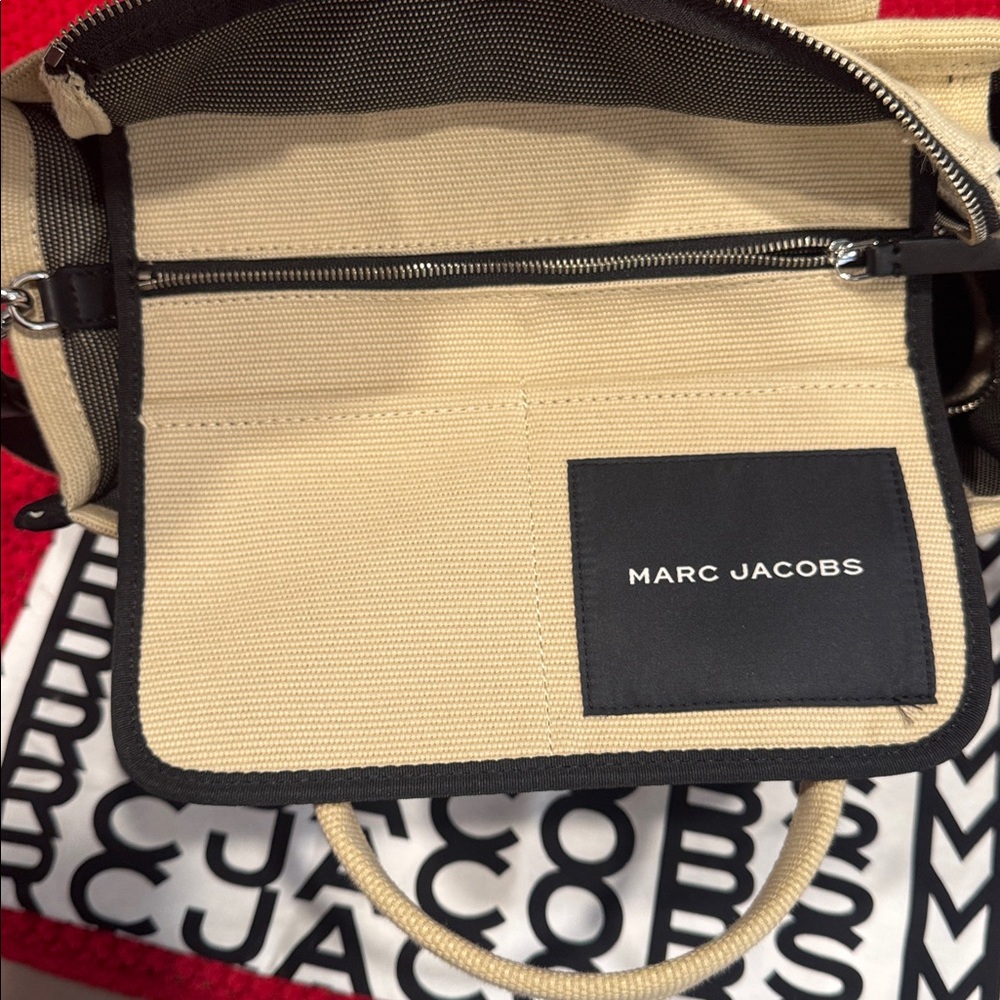 THE JACQUARD MEDIUM TOTE BAG - Picture 5 of 9